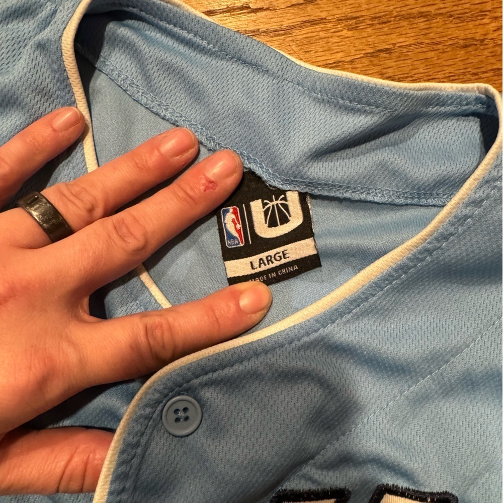 Vintage-Vibe Chicago Bulls Baby Blue Baseball Jersey - Picture 3 of 5